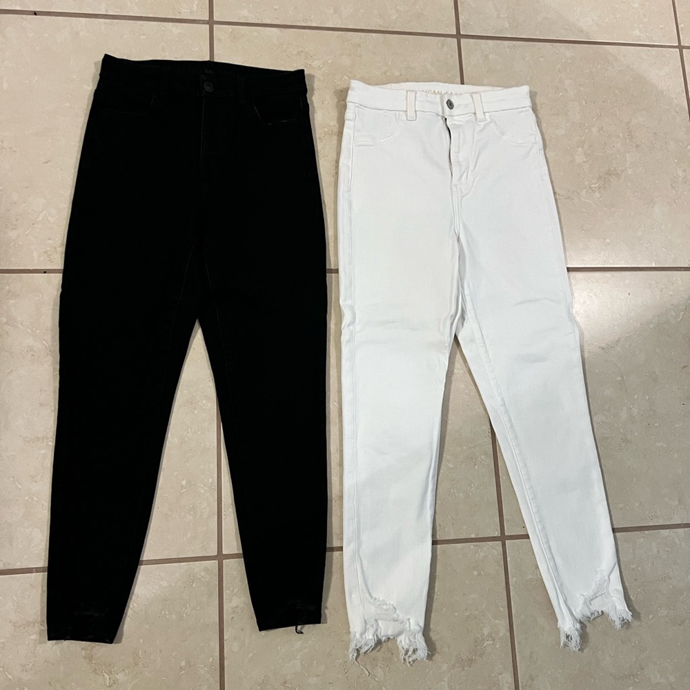 American Eagle Outfitters Black and White Jeggings Jeans Bundle